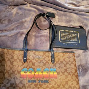 Coach tote and wallet